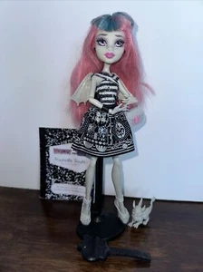 Monster High First Wave ROCHELLE Goyle Doll - Picture 1 of 24