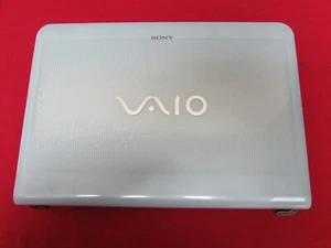 GENUINE SONY VAIO VPCEA LCD BACK COVER WHITE 012-100A-2960-C - Picture 1 of 3