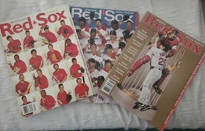 (3 Stück) Vintage Boston Red Sox offizielle Jahrbücher, World Series, Wakefield - Bild 1 von 4