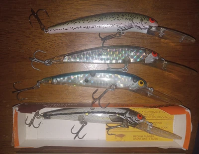 Bomber 25A Lot Of 4 Lures-3 are Screwtail  - Deep Dive Crankbaits - Image 1 of 3