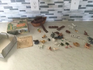 1971 ARCA DI NOÈ PLAYSET MINIATURA MOSE,ANIMALI E BARCA INCOMPLETO - Foto 1 di 9