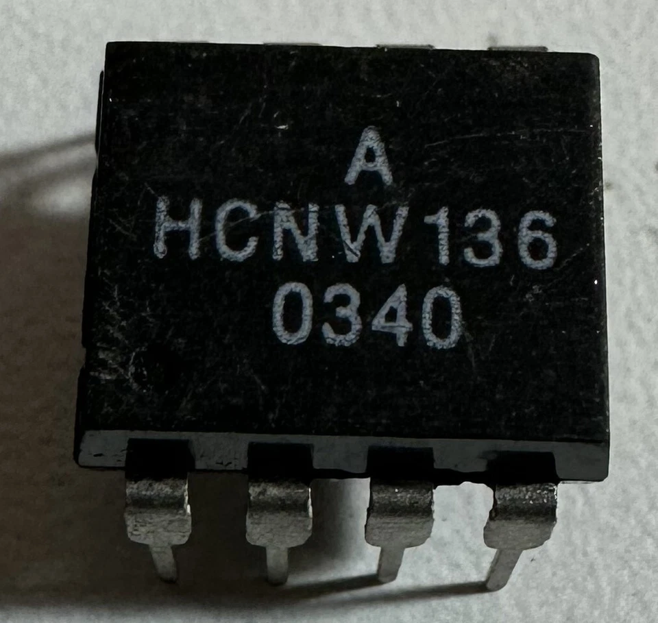 HCNW136 Single Channel, High Speed Optocoupler, 3 pieces - Image 1 of 1