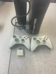 Microsoft Xbox 360 Slim Black Console - Picture 1 of 4