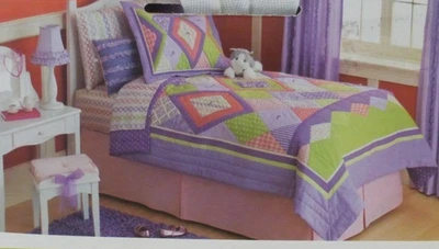 2 pc Circo Diamond Twin Quilt & Sham Set NIP - Image 1 of 4