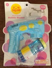Sun Squad  Mini Exstream Bubble Gun Bubble Blaster, Blue NEW NO BATTERIES