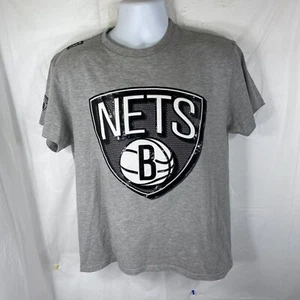 UNK Brooklyn Nets Men's Small Gray Short Sleeve Basketball NBA Graphic T Shirt - Picture 1 of 11