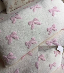 NUEVO Cojín de arco Coquette edición limitada TK Maxx HOMESENSE XL OBLONGO 30" ***VIRAL*** - Imagen 1 de 9