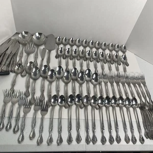 Towle Silver Manoir Pattern Supreme Cutlery Japan Set Lot Of 88 Pieces - Picture 1 of 10