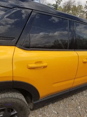 22 2022 FORD BRONCO SPORT DOOR REAR RIGHT PASSENGER YELLOW  Foto 1 de 4