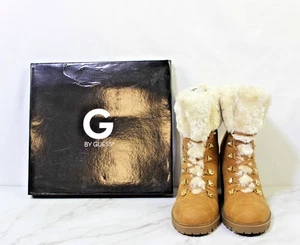 Botas de tacón G by Guess para mujer talla 10M bronceadas puños de piel sintética cremallera GGJURSY-F - Imagen 1 de 13
