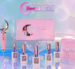 From the Nail Moon Crystal Aurora Pearl Syrup Gel Nail Set | 5 Colors FU02–FU06 - Picture 1 of 8