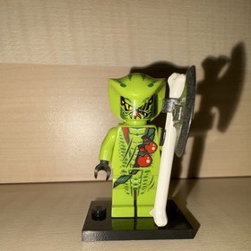 Lego Ninjago Minifigure Lasha Green Snake Ninja Venomari Scout 9447 (with axe) 