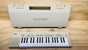 Yamaha Portasound PS-300 Portable Midi Keyboard