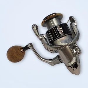 Shimano Twinpower 4000HG Spinning reel 15 ball bearings used condition - Picture 1 of 12