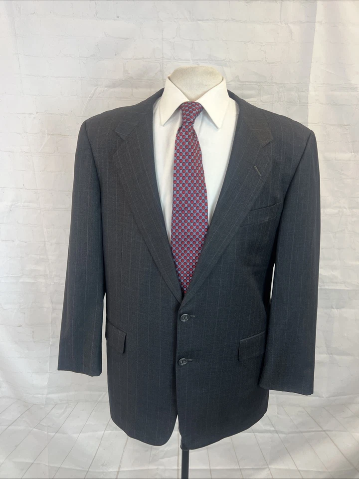 Hickey Freeman Men's Dark Gray Striped Wool Suit 44R 38X28 $1,695 - Image 1 of 4