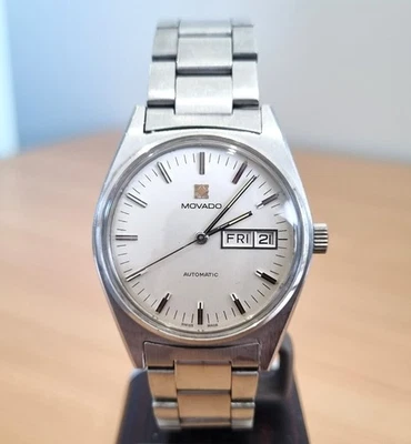 Zenith Movado SS silver dial day & dated Swiss 17j automatic watch - Image 1 of 4