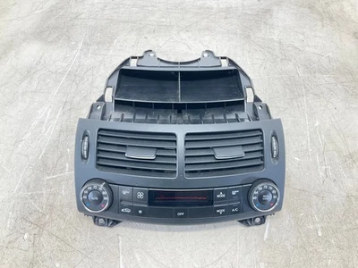 07-09 Mercedes-Benz E350 W211 A/C Climate Control Switch & Air Vent OEM - Image 1 of 4
