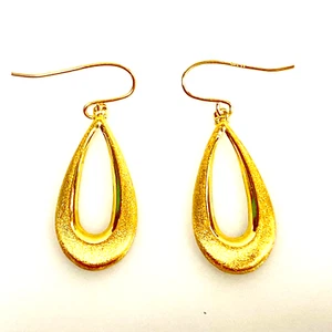 u882 Vintage Classic 14K Yellow Gold Teardrop Dangle Earrings - Picture 1 of 6