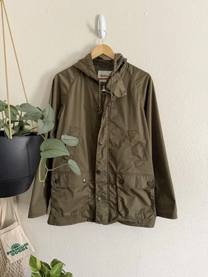 Chaqueta de Campo Barbour Nylon Beige Talla M De Japón Verde Oliva Foto 1 de 4