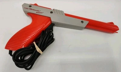 Nintendo NES-005 OEM оранжевый Zapper света пистолет контроллер * VGC * протестирован * Бесплатная доставка! - Изображение 1 из 4