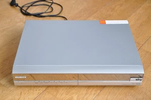 Humax iPDR 9800C/DE Festplatten-Recorder Kabel Receiver Premiere - Bild 1 von 7