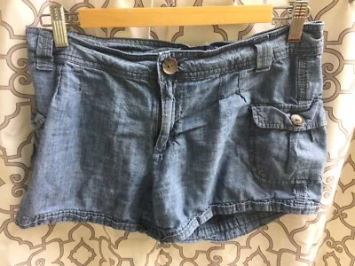 Pantalones cortos cargo de mezclilla Gap para mujer talla 6 Foto 1 de 4