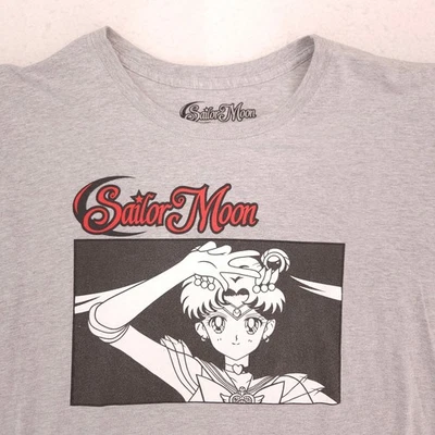 Camiseta gráfica de anime Sailor Moon manga corta cuello redondo para hombre talla XL gris Foto 1 de 4