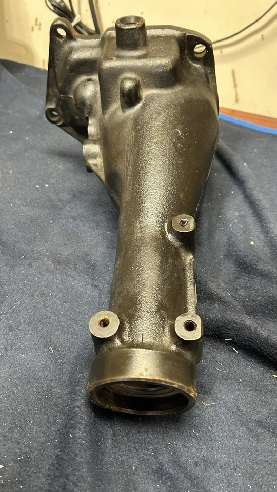 1965 1966 Ford Mustang Borg Warner T10 Transmission Tail stock T10H-7B cast iron - Image 1 of 4