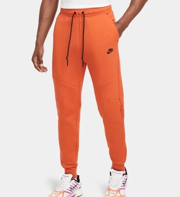 Nike Sportswear Tech Fleece Jogger Pants Mens Size Large Orange HV0959-846