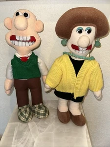 Lot Of 2 Wallace & Gromit Wendolene Plush Vintage 1989 Born to Play Aardman 14” - Picture 1 of 3