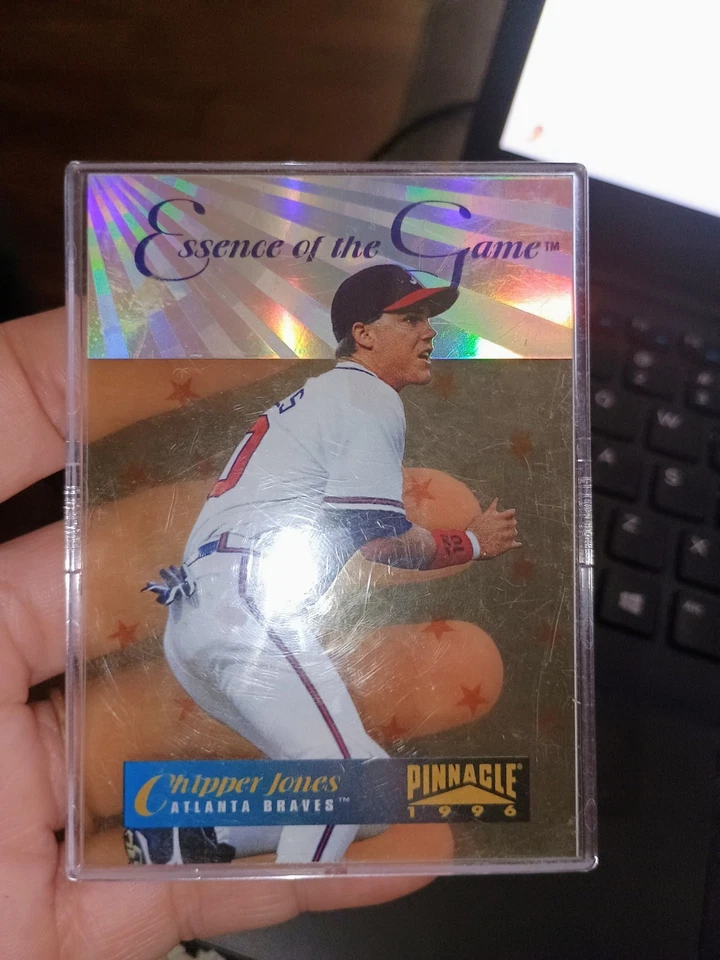 Tarjeta de béisbol Chipper Jones Essence of the Game Pinnacle 1996 5 de 18 Foto 1 de 2