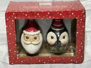 Johanna Parker Design Pinguin und Weihnachtsmann Urlaub Christbaumschmuck Set Neu - Bild 1 von 8