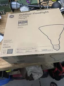 GE PAR38 Outdoor LED Flood Light Bulbs 5000K Daylight 90w Contractor Pack of 12! - Picture 1 of 5