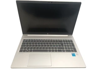 HP ProBook 650 G8 15,6" Intel Core i5-1135G7, 16GB, 256GB SSD, Win 11, srebrny - Zdjęcie 1 z 4