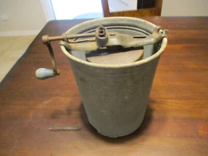 galvanized butter churn or icecream maker antique with wooden handle 9.5 x 8'' - Picture 1 of 8