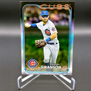 Dansby Swanson 2024 Topps Series 1 Rainbow 🌈 Foil Parallel #164 Chicago Cubs - Picture 1 of 3