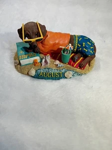 Danbury Mint MBI Ewiger Kalender Monat Hund Figur Dackel August  - Bild 1 von 4