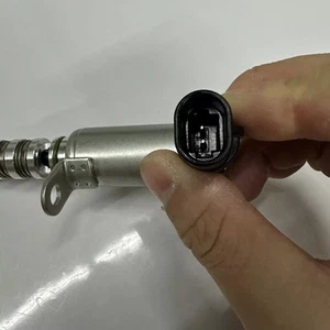 VVT Solenoid Assembly for Hyundai For Elantra Coupe GT Kona Tucson Forte - Picture 1 of 12