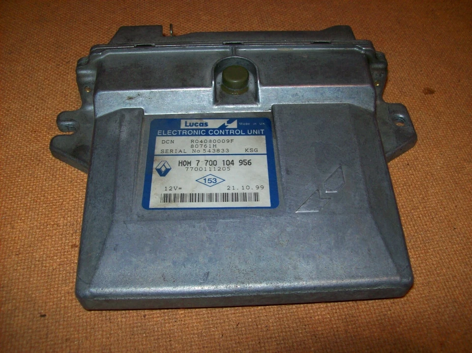 Centralina motore Renault Clio II R04080009F 7700104956 21.10.99 7700111205 - Immagine 1 di 1