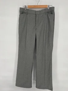 Lee Regular Fit Trouser Mid Rise Flex Motion Womens Sz 10 Short Pants Gray NWOT - Picture 1 of 13