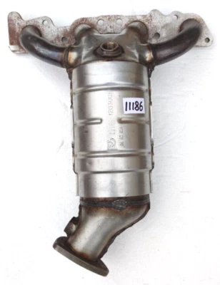 Colector de escape LADA 2110 KALINA 1118 1119 PRIORA 2170 con convertidor catalítico Foto 1 de 4