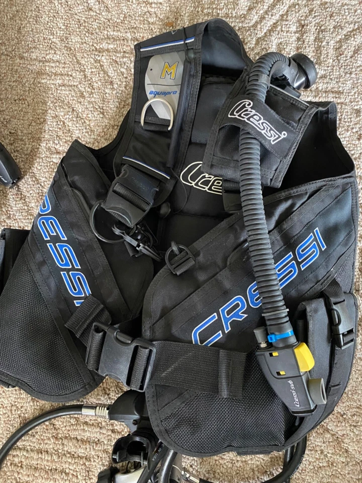 Paquete regulador mediano Cressi BCD y 1ª y 2ª etapa Foto 1 de 4