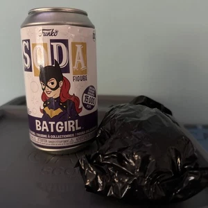 Funko Vinyl Soda: DC Universe - Batgirl - Picture 1 of 2