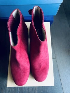 $350 Kate Spade Lorene Light Ruby Red Suede Booties Size 7m - Picture 1 of 5
