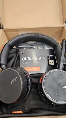 Plantronics Voyager 4220 UC USB A Poly Bluetooth Ear Headset, Used - Image 1 of 2