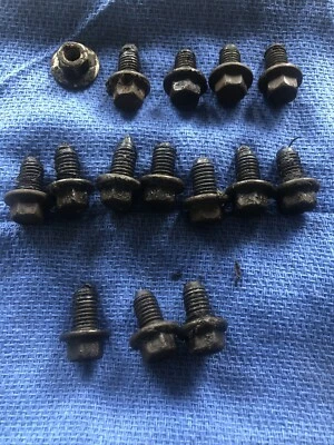 Dodge Caravan 2006 pernos de transmisión de 3,3 L Foto 1 de 2