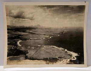 1928 Hawaii Aerial Photo - Landing Field Hana Pono Kauai T.H. ~7x9.5" Vintage - Picture 1 of 9