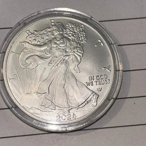 American Eagle 2024 1 oz Fine Silver 999 Bullion Coin - Picture 1 of 2