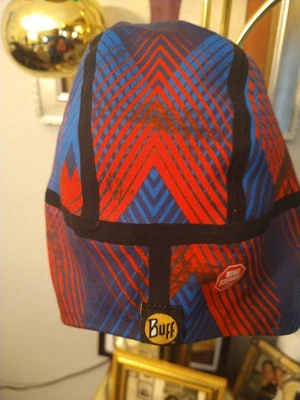 Sombrero a prueba de viento Buff talla L-XL muy buenos colores bonitos Foto 1 de 4