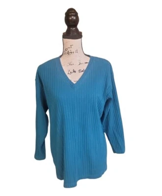 Nuovo County Seat Vintage 80s Solid Print Vneck Top Size Medium - Image 1 of 4